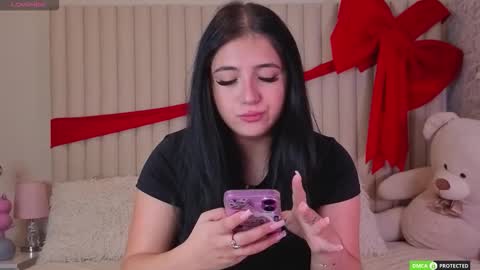 Snapshot of jennyferguson chatting on 02.27.26 Jenny Ferguson online show from 02.27.26