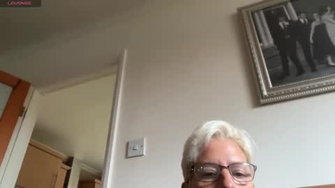 Snapshot of jennyhazel69 chatting on 10.13.25 JennyHazel online show from 10.13.25