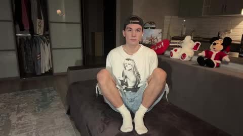 jeremy1scott online show from 11.16.25