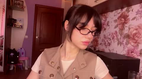 Snapshot of jerlenebiello chatting on 03.30.26 Jer online show from 03.30.26