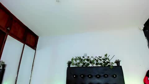 Snapshot of jero_tease_s7s chatting on 04.26.26 Jeronimo online show from 04.26.26