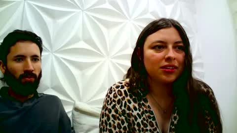 Snapshot of jerryandjessicaa chatting on 11.14.25 Jess y Jerry online show from 11.14.25