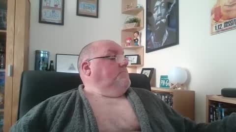 Snapshot of jerseyhammer01 chatting on 12.24.24 Harry online show from 12.24.24