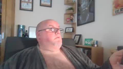 Snapshot of jerseyhammer01 chatting on 11.05.25 Harry online show from 11.05.25