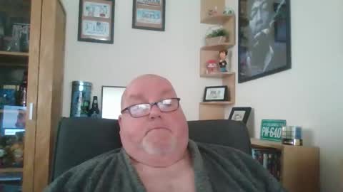 Snapshot of jerseyhammer01 chatting on 11.20.25 Harry online show from 11.20.25