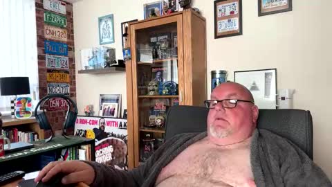 Snapshot of jerseyhammer01 chatting on 05.27.26 Harry online show from 05.27.26