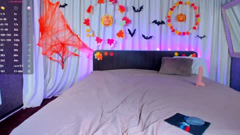 Snapshot of jesikalooove chatting on 10.31.25 Jesika online show from 10.31.25