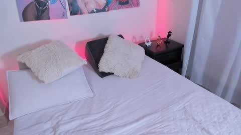 jessica herreraToday I will be your devil and you my victim online show from 09.18.25