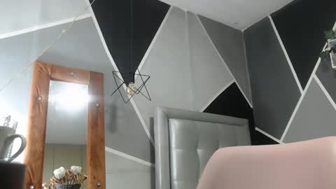 Snapshot of jess_beauty chatting on 02.06.25 jess beauty online show from 02.06.25