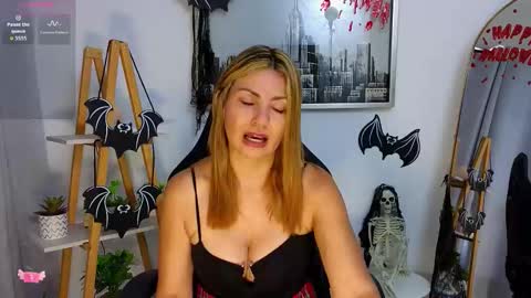 bella  adams online show from 10.21.25