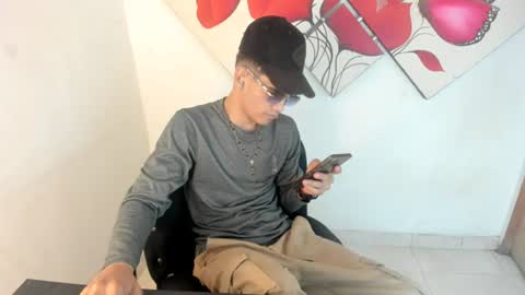 Snapshot of jesshot_bigcock chatting on 07.07.26 jesshot_bigcock online show from 07.07.26