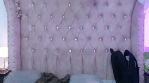 Jessica  online show from 04.19.26