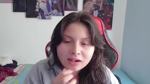 Snapshot of jessica_gomezz chatting on 11.30.25 Jessica gomez online show from 11.30.25