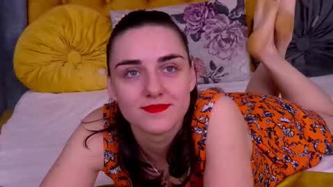 Snapshot of jessica_whitte_ chatting on 12.19.25 Jessica White online show from 12.19.25
