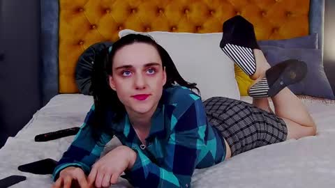 Snapshot of jessica_whitte_ chatting on 04.10.26 Jessica White online show from 04.10.26