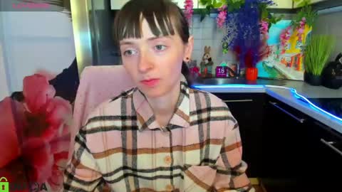 Snapshot of jessicaforris chatting on 04.21.26 jessicaforris online show from 04.21.26