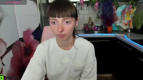 Snapshot of jessicaforris chatting on 04.24.26 jessicaforris online show from 04.24.26