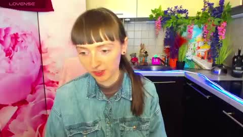 Snapshot of jessicaforris chatting on 04.30.26 jessicaforris online show from 04.30.26
