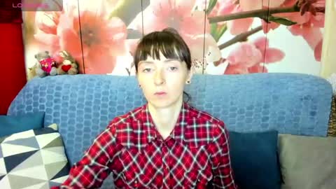 Snapshot of jessicaforris chatting on 05.22.26 jessicaforris online show from 05.22.26