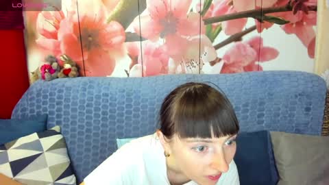 Snapshot of jessicaforris chatting on 05.26.26 jessicaforris online show from 05.26.26