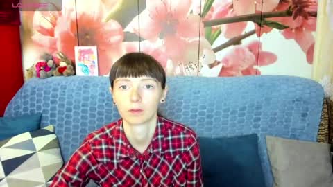 Snapshot of jessicaforris chatting on 05.28.26 jessicaforris online show from 05.28.26