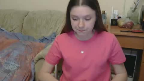 jessicaholland1 online show from 05.14.26