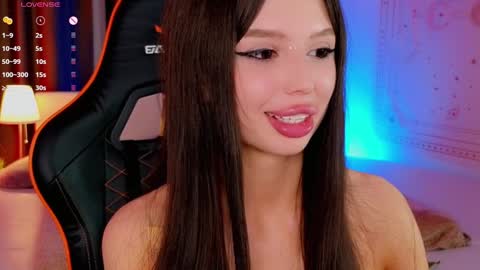 Snapshot of jessie_johns chatting on 02.07.25 jessie_johns online show from 02.07.25