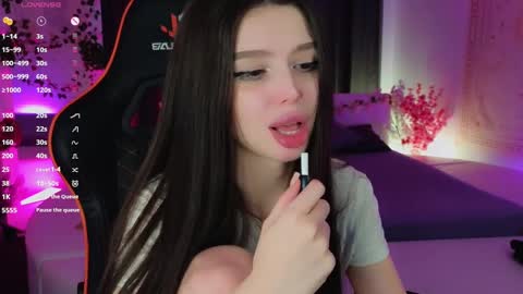 Snapshot of jessie_johns chatting on 02.22.25 jessie_johns online show from 02.22.25