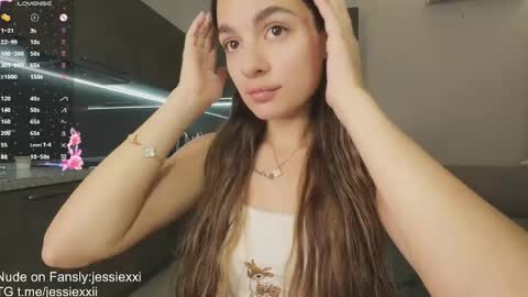 Snapshot of jessiexxi chatting on 05.24.26 Jessie TG channel online show from 05.24.26
