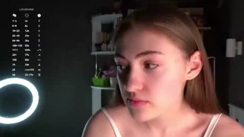 Snapshot of jessiezierden chatting on 06.21.26 Stacy online show from 06.21.26
