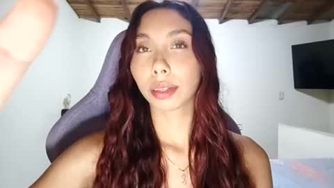 Snapshot of jessiirabbit chatting on 11.01.25 Jessica online show from 11.01.25