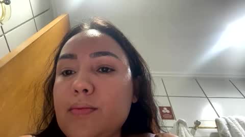 Snapshot of jessikaandradre chatting on 04.04.26 jessikaandradre online show from 04.04.26