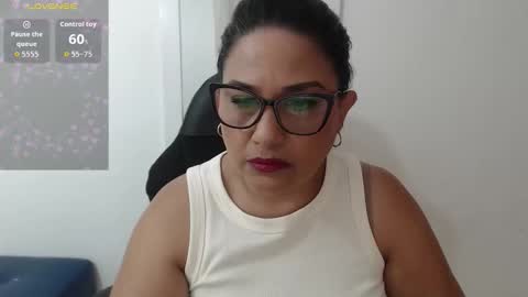 Snapshot of jessikahorny chatting on 03.22.26 paola online show from 03.22.26