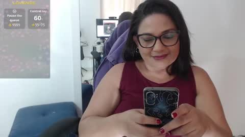 Snapshot of jessikahorny chatting on 04.13.26 paola online show from 04.13.26