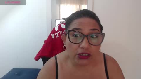 Snapshot of jessikahorny chatting on 04.18.26 paola online show from 04.18.26
