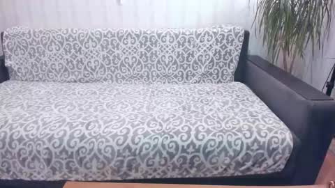 NEW VIDEO IN BIO online show from 10.28.25