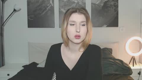 Snapshot of jessstonem chatting on 09.25.25 jessstonem online show from 09.25.25