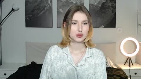 Snapshot of jessstonem chatting on 11.26.25 jessstonem online show from 11.26.25