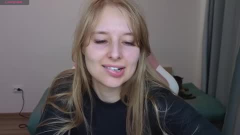 Snapshot of jessy_comely chatting on 05.03.26 Jessy online show from 05.03.26