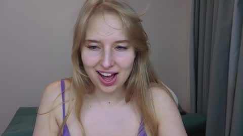 Snapshot of jessy_comely chatting on 05.30.26 Jessy online show from 05.30.26