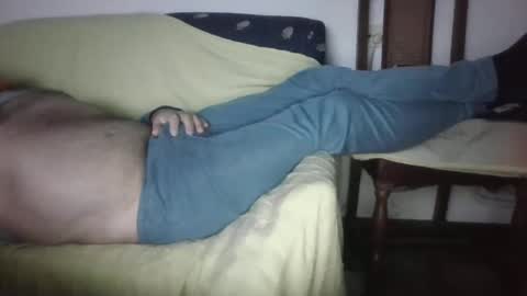 Snapshot of jesuslove27 chatting on 02.01.25 jesuslove27 online show from 02.01.25