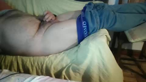 Snapshot of jesuslove27 chatting on 02.26.25 jesuslove27 online show from 02.26.25