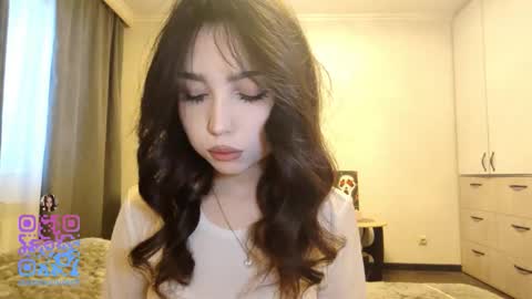 I am Gina ntmu Lets hit 10 Thumbs Up together online show from 02.03.26