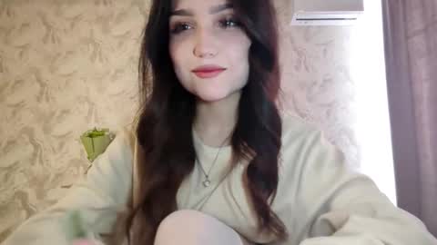 I am Gina ntmu Lets hit 10 Thumbs Up together online show from 03.05.26