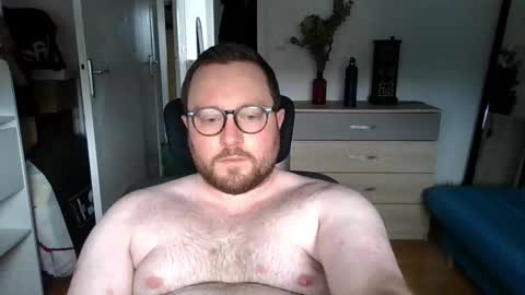 jeuneloup92 online show from 11.15.25