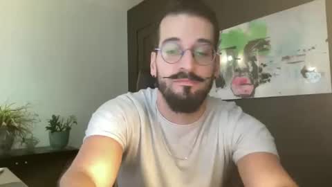 JEUNEMEK007 online show from 10.14.25