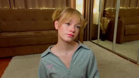 Gwen online show from 01.16.26