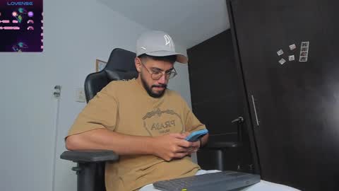 Snapshot of jeycob_braandx chatting on 01.03.25 Jeycob online show from 01.03.25