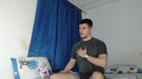 Juan David online show from 01.06.25