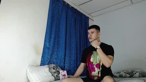 Juan David online show from 01.11.25